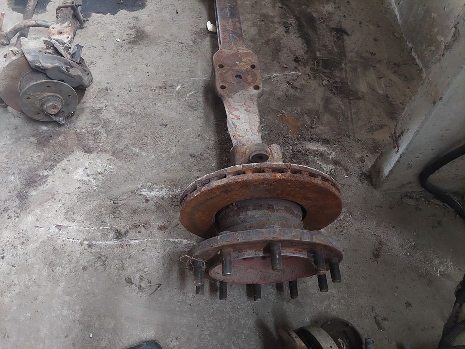 Передня балка  Рено Преміум 400 18т