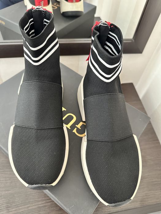 Кроссовки ботинки чулок DKNY