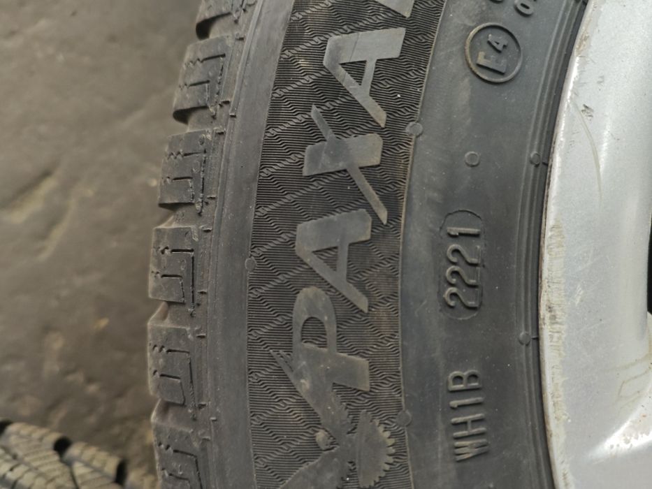 Резина зимова диски R15 5х120 бмв bmw зимова