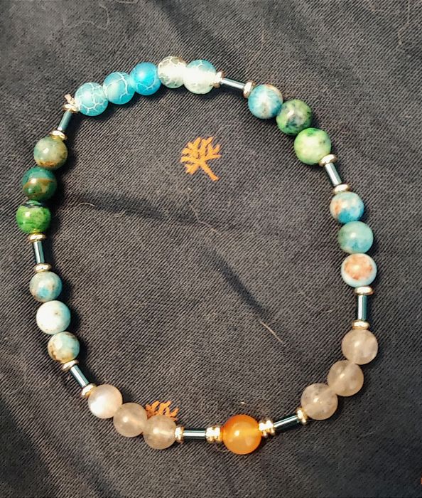 Letnia bransoletka z naturalnych kamieni