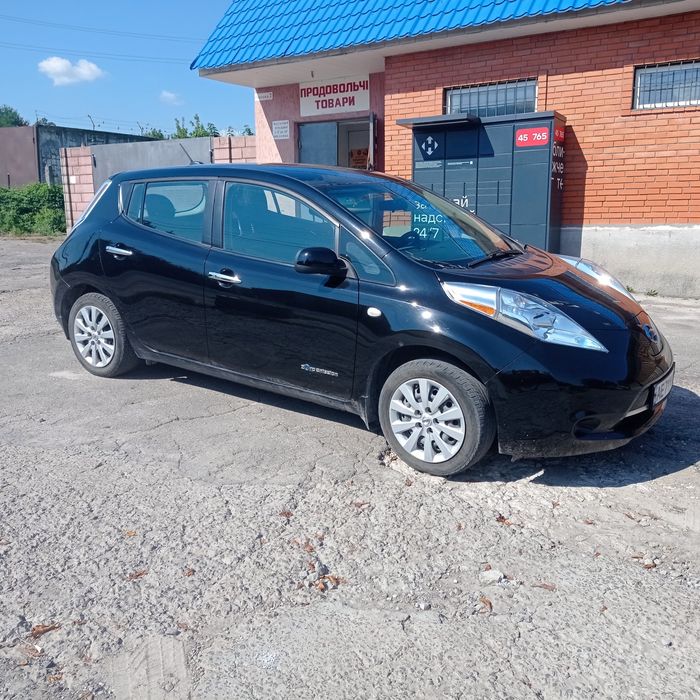 Nissan leaf 2016 р.