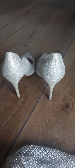 Srebrne szpilki rozm. 38