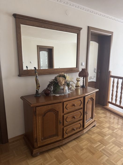 Komoda z lustrem drewnianym