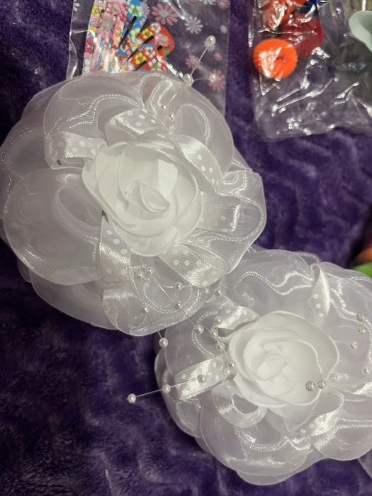 Заколки, резинки, банти для дівчинки