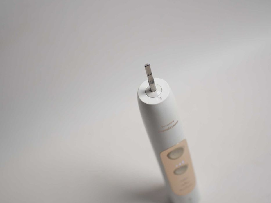 Акумуляторна зубна щітка Philips Sonicare ExpertResults 6100 HX751V