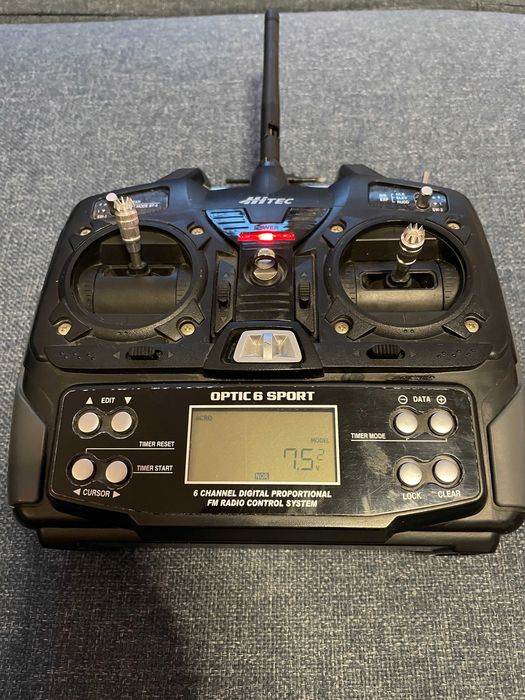 Kontroler Hitec Optic 6 radio pracujące w modulacji 2,4 GHz