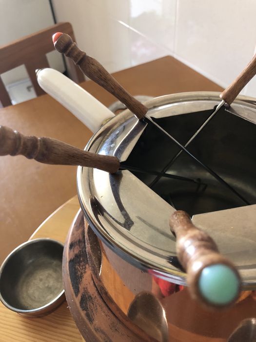Fondue em cobre para 6