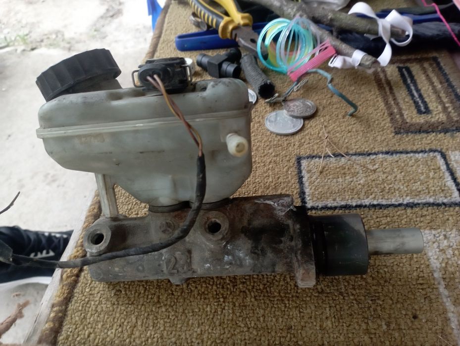 Гтц головний тормозний циліндр mercedes vito 638