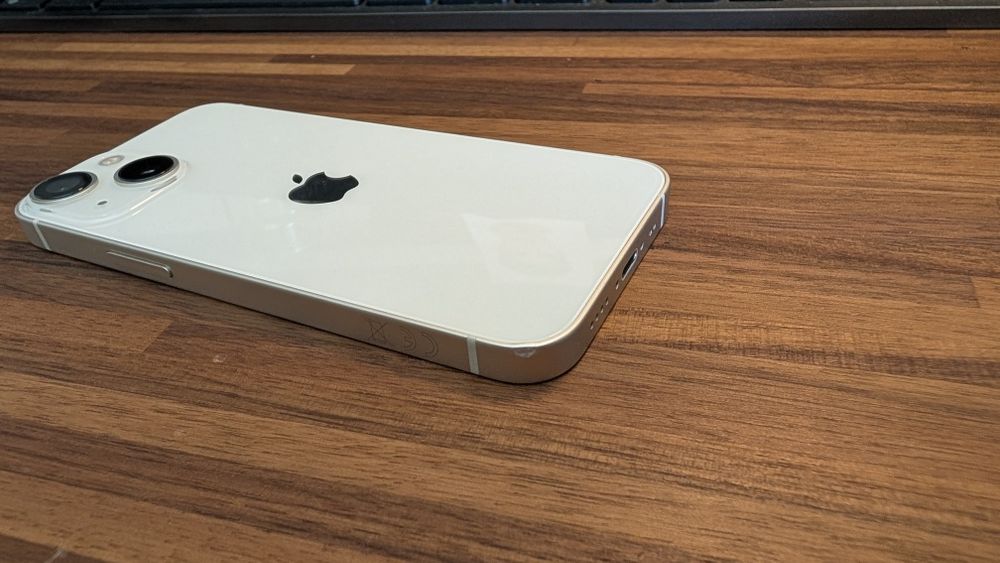 iPhone 13 Mini 256GB muito bom