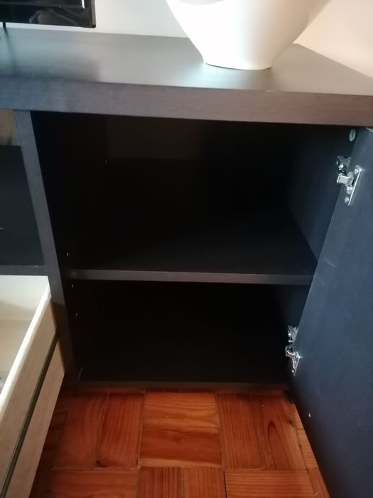 Móvel TV preto-acastanhado