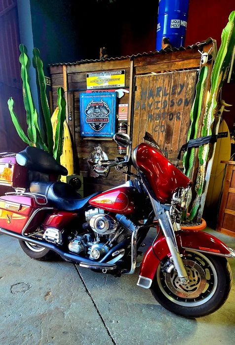 Harley-Davidson FLHTC