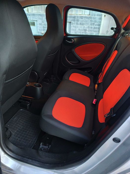 Carro Smart forfour