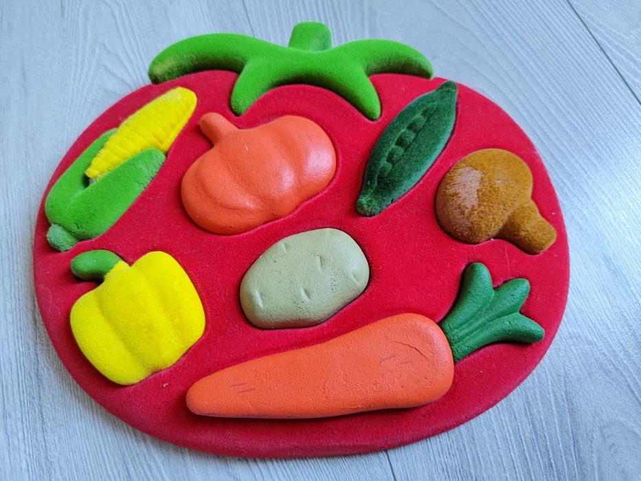 Rubbabu, Kształty warzywa, sorter, puzzle 3D
