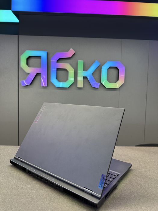 Ноутбук Lenovo Legion 7 (R7-5800H/32GB/512GB/RTX 3080) used