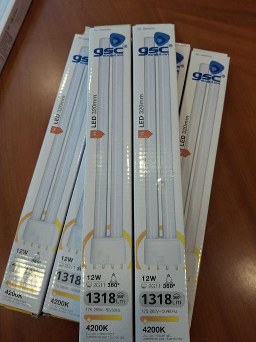 Lâmpada LED PL 12W 2G11 4200K