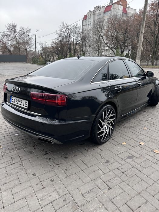 Продаж авто Audi A6C7