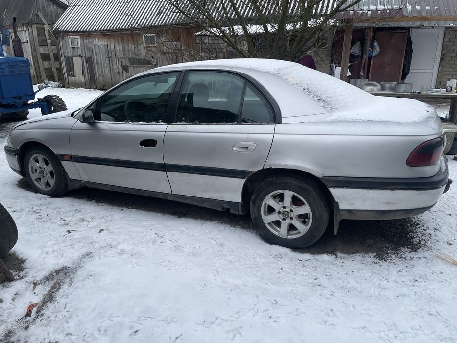 Продам опель Омега б 2.0 бензин