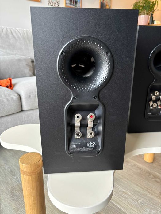 Głośniki Bowers & Wilkins 606