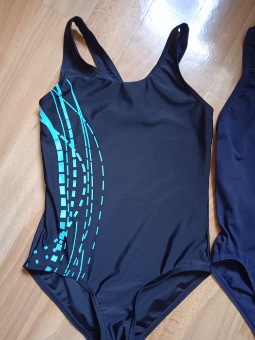 Купальники для бассейна, моря, аквапарка.на 7-8 лет