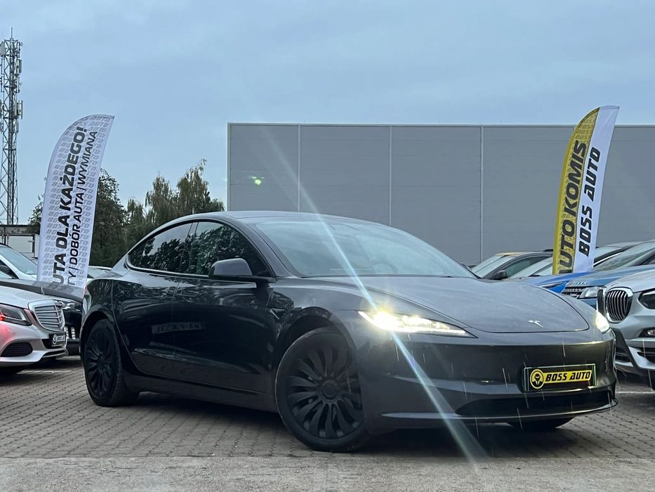 Tesla Model 3 Tesla Model 3 2024