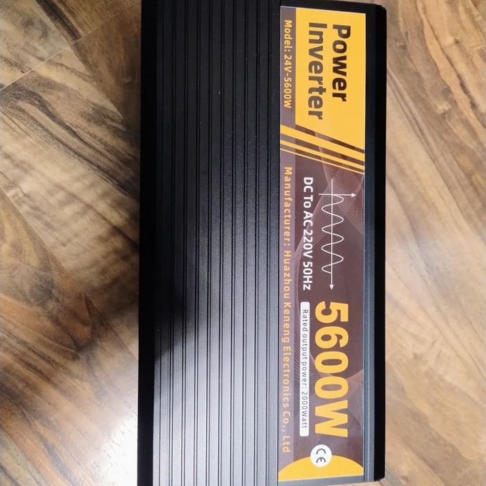 Потужний інвертор 24V з чистою синусоїдою потужністю 5600w