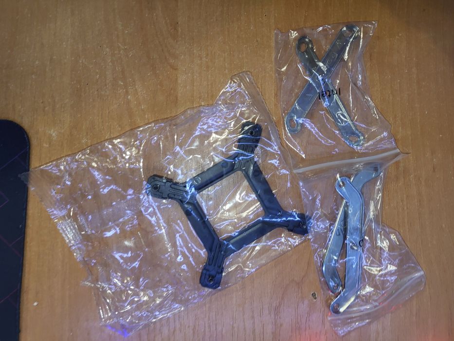 Кулер PCCOOLER R200 (без втулок)