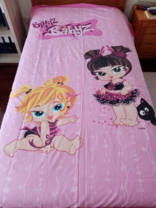 Capa edredão bratz