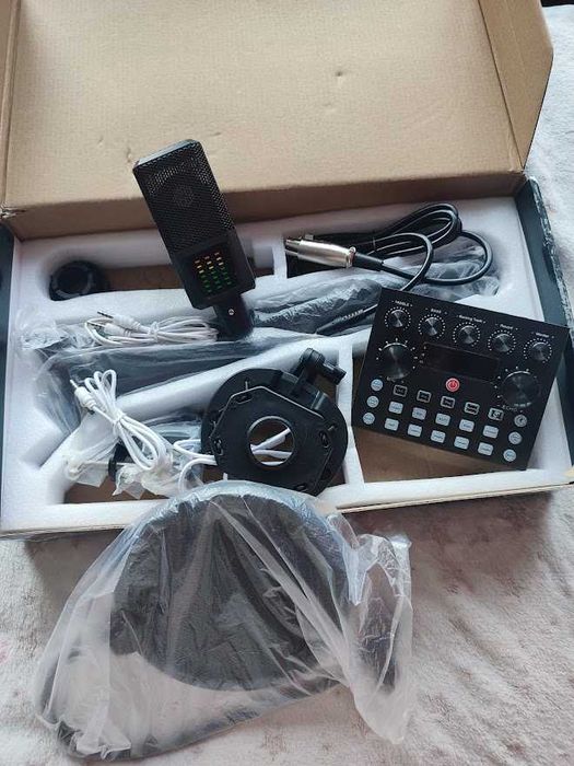 Mikrofon studyjny ze statywem i filtrem USB z mixerem