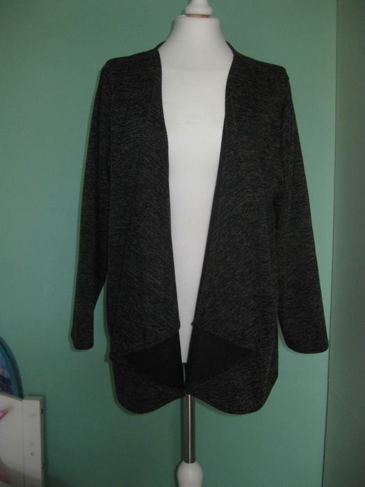 Sweterek narzutka rozmiar 46 XXXL