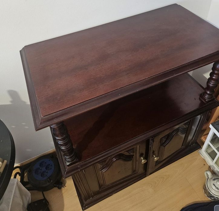 Mobile TV Stand for Home, Bedroom, Apartment, Villa, Office, or Study.64739334255489121