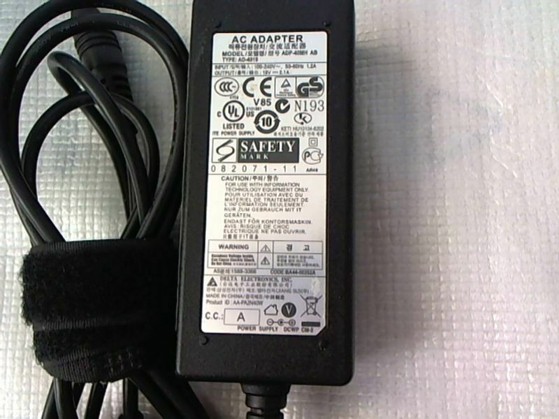 Carregador Samsung 19V 3.16AMP - novo E ORIGINAL