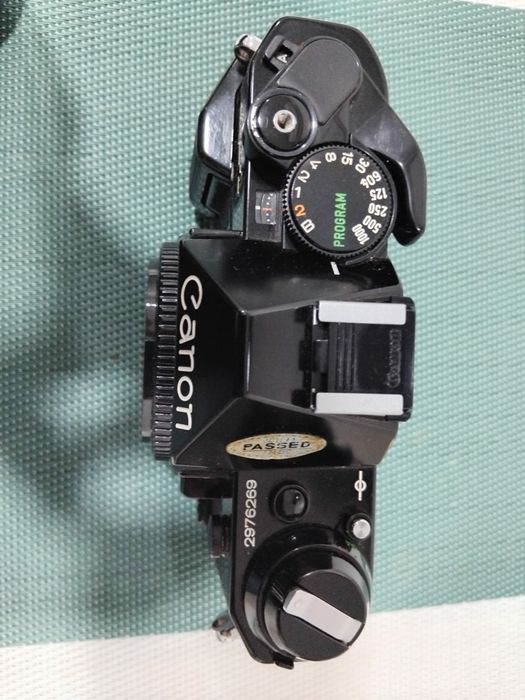 Canon A-1 e Canon AE-1 + lentes