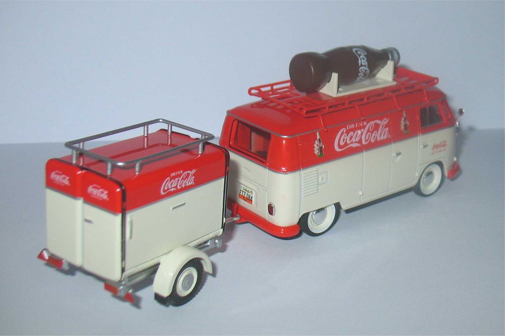 Volkswagen Kombi T1 + Atrelado - Coca-Cola