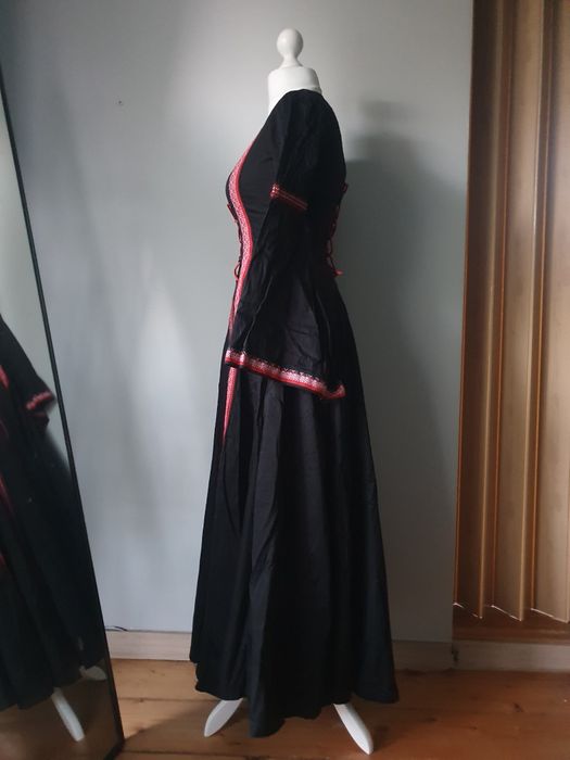 Długa bawełniana sukienka słowiańska gotycka ukrainian folklore pagan goth