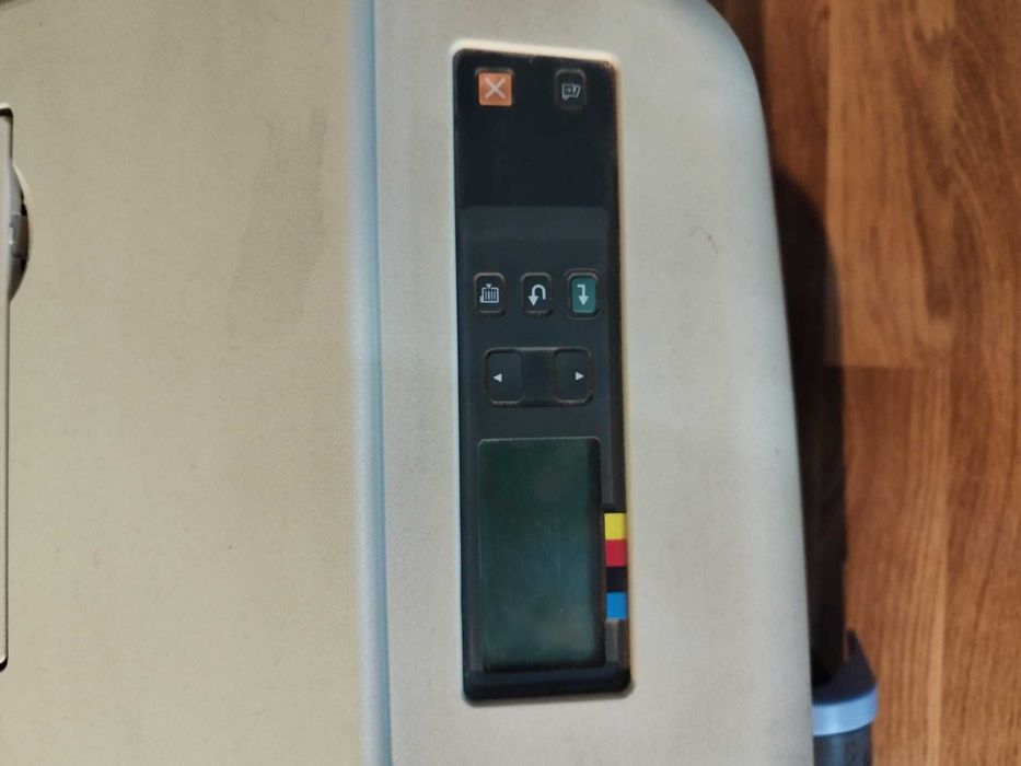 Plotter HP Designjet 510 (24" / A1) + Cabo Novo + 3 Tinteiros Originais HP