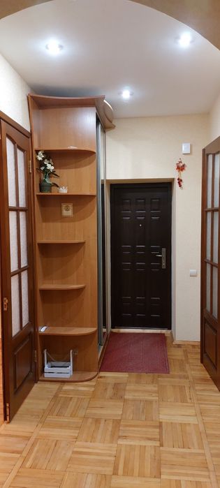 Продам 3-х кімнатну квартиру
