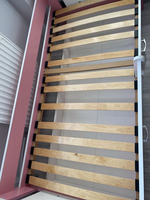 Łózko dziewczece dla dziewczynki z szuflada