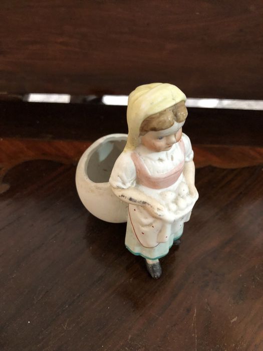 Paliteiros em porcelana e biscuit