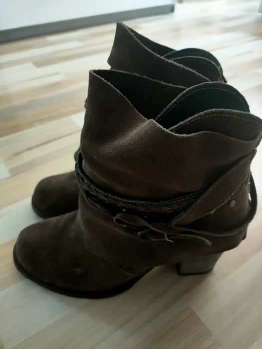 BEYCO PISAREK botki skóra zamsz r. 39 / 40