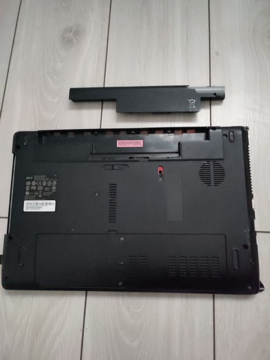 Ноутбук aser Aspire 5336