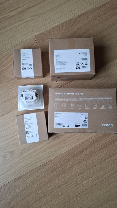 Zestaw smart home FIBARO 3 Lite + akcesoria