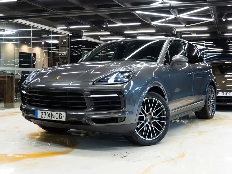 Porsche Cayenne Platinum Edition