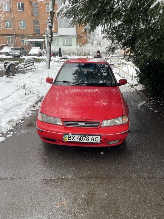 Део Нексія Хечбек