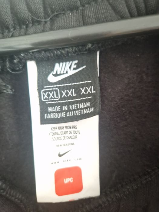 Spodnie dresowe  nowe NIKE xxl.