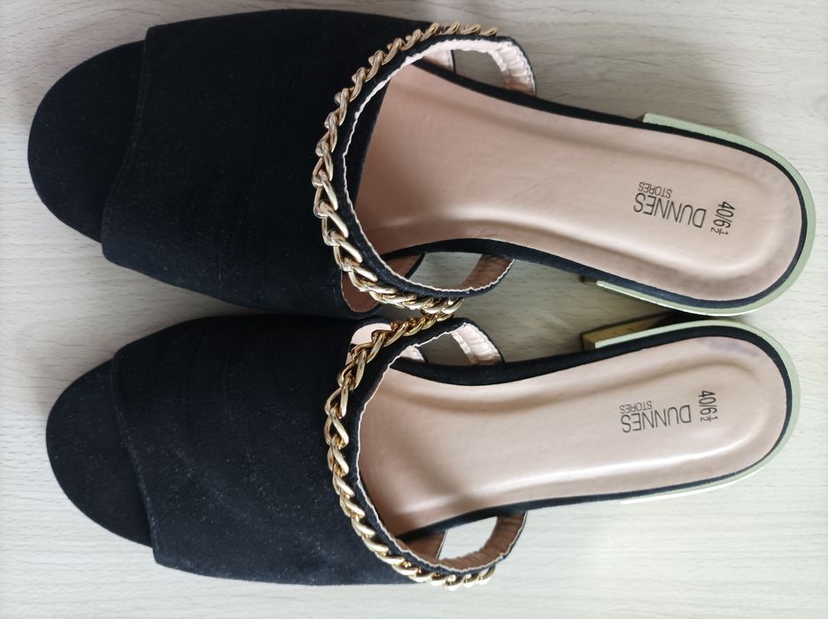 Klapki firmy DUNNES rozm. 40 jak nowe