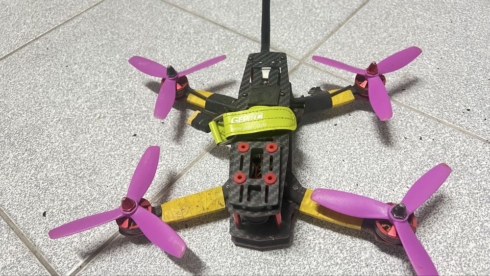 Drone FPV QAV 220