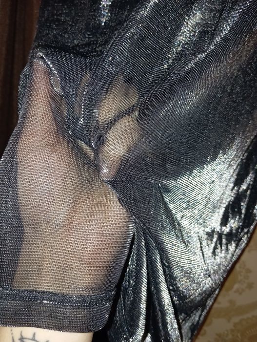 Блискуче плаття сукня