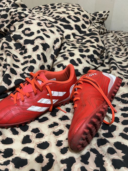 Сороконожки Адидас Оригинал