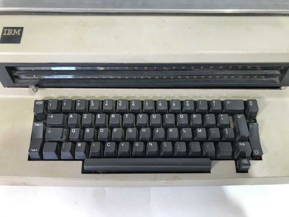 Máquina de Escrever IBM (OFERTA dos portes)