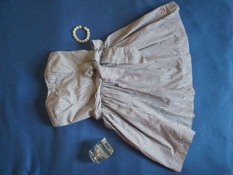 Платье Hollister новое